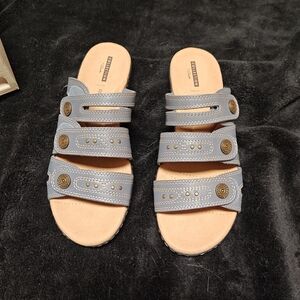 Clark's Dusty Blue Sandals